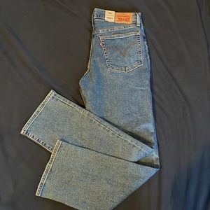 NWT Levi’s wedgie straight